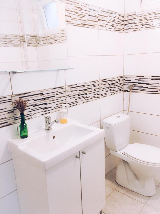 帕格Yellow House Experience公寓式酒店 外观 照片